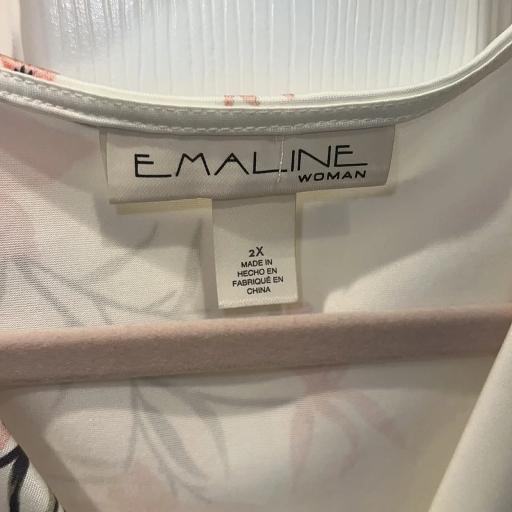 Blouse - Picture 2 of 2